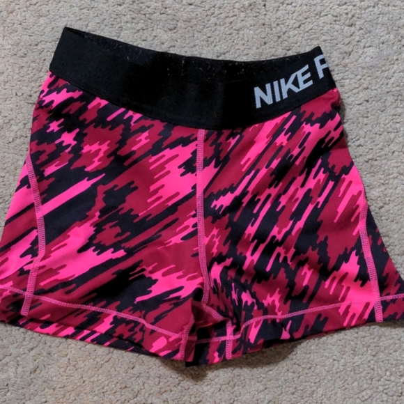 Nike Pants - Nike pro shorts